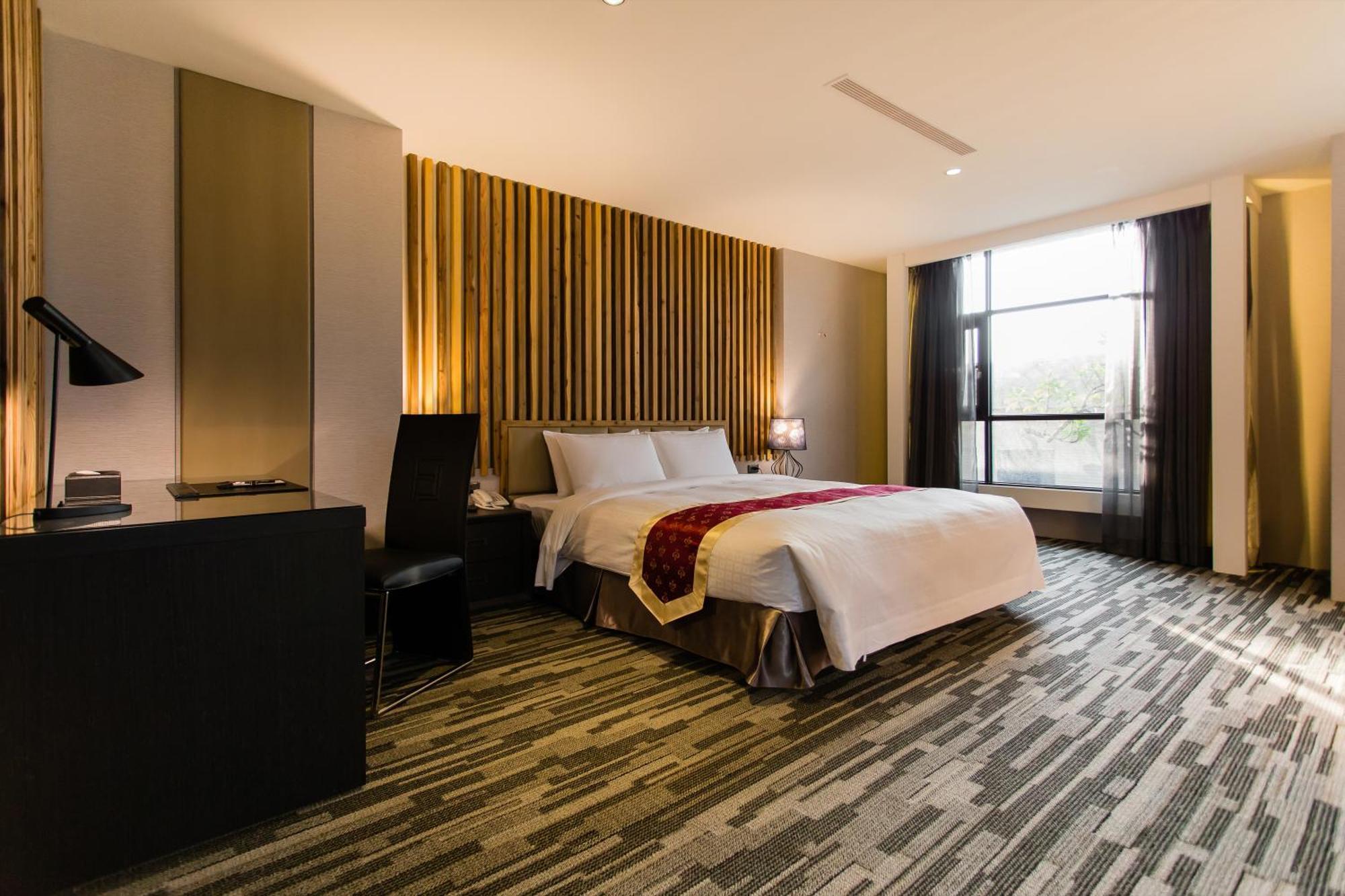 Chiayi Oriental Pearl International Hotel Fanlu Kültér fotó