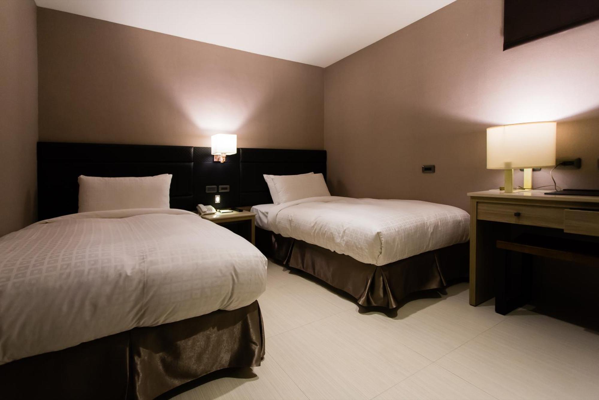 Chiayi Oriental Pearl International Hotel Fanlu Kültér fotó